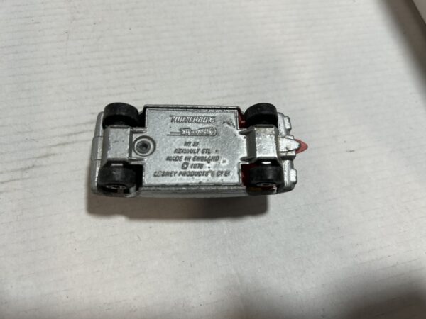 Renault 5TL Grise Matchbox Superfast n°21 – Image 4
