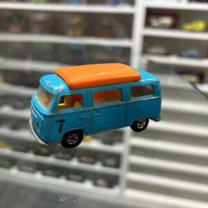 Matchbox Volkswagen Camper R séries N°23