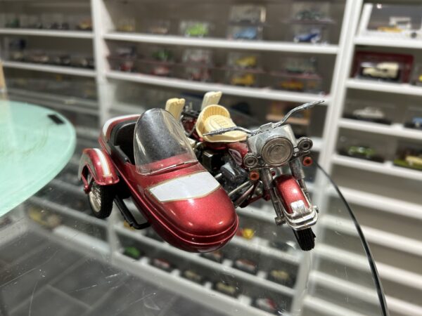 MS 642 Electra Glide Classic Sidecar Polistil 1/15