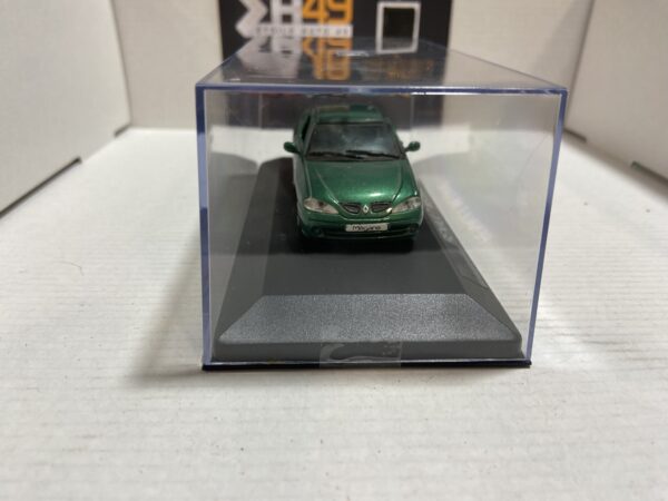 Renault Mégane Coupé 16V Verte 1/43 – Image 2
