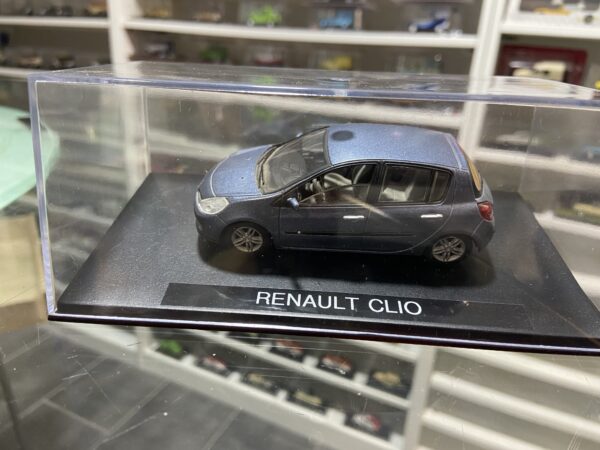 Renault Clio 3 Coupé 1/43