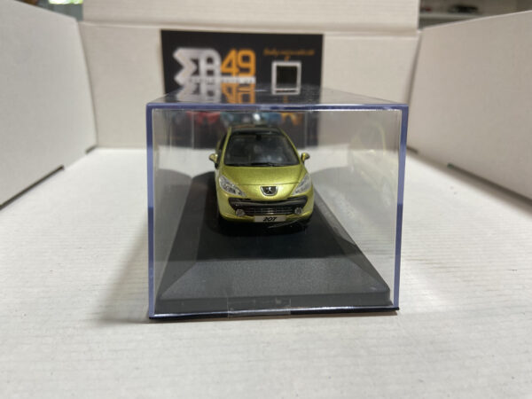 Peugeot 207 Coupé Verte 1/43 – Image 2