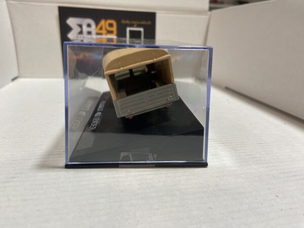 Peugeot 403 Leader 1/43 – Image 3