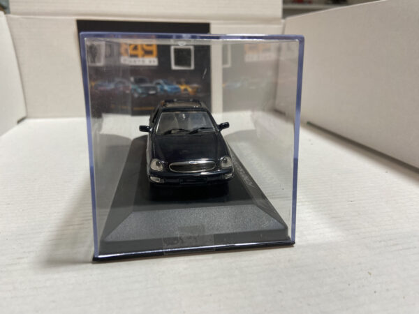 Ford scorpio saloon 1/43 – Image 2