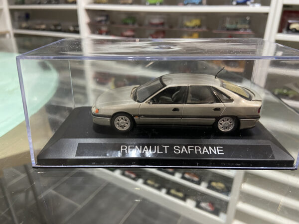 Renault Safrane Finition Initiale 1/43