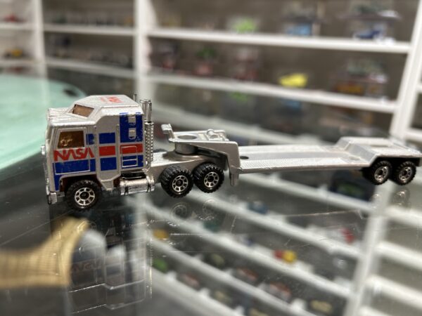 Kenworth Low Bed Trailer 1981 Nasa Lesney