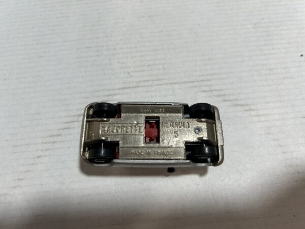 Renault 5 Majorette 1/55 N°257 – Image 4