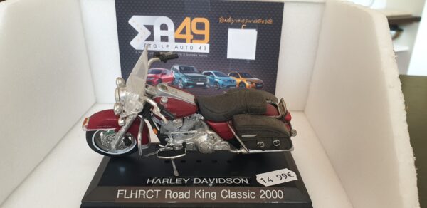 Harley Davidson FLHRCT Road king Classic 2000 1/18