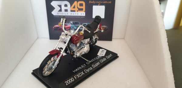 Harley Davidson 2000 FXDX Dyna Super Glide Sport 1/18 – Image 6