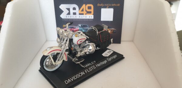 Harley Davidson FMSTS Heritage Springer 1/18 – Image 2
