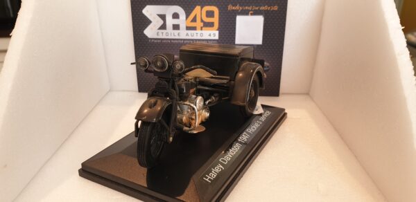 Harley Davidson 1947 Rickie's Service Maisto 1/18 – Image 5