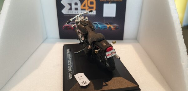 Harley 2002 FXSTB Night Train 1/18 – Image 5