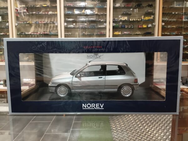 Renault Clio 16S 1992 Gris Iceberg 1/18