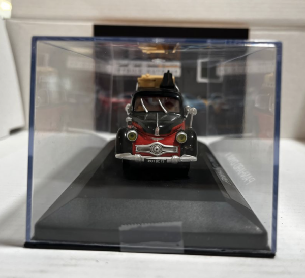 Panhard Dyna X Rouge et Noir 1/43 – Image 2