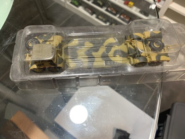 Remarque Porte Char Militaire Allemande 1/72 – Image 2