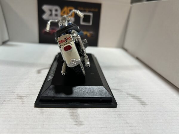 Harley Davidson FLH Duo Glide Maisto 1/18 – Image 3