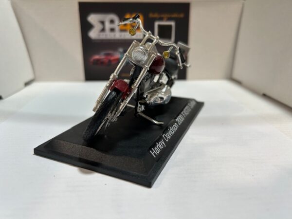 Harley Davidson 2000 FXSTD Softail 1/18 Maisto – Image 2