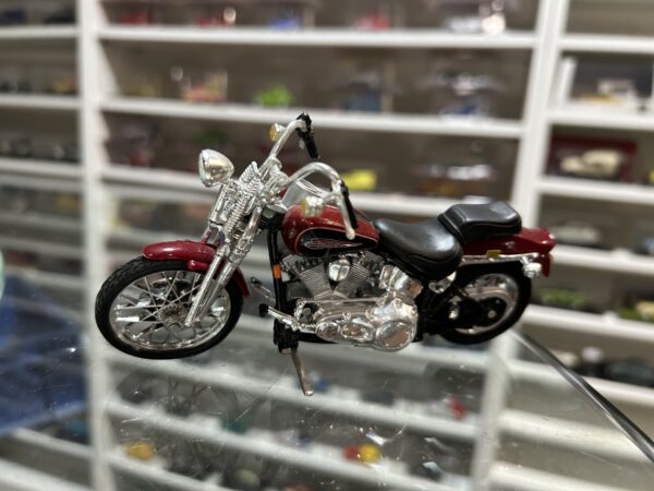 Harley Davidson FXSTS Softail Springer 2001 Vintage Maisto 1/18