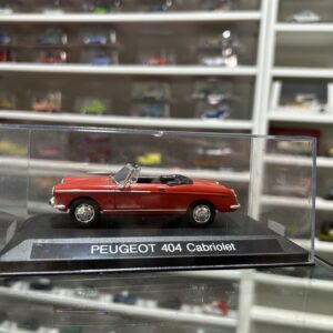 Peugeot 404 Cabriolet Rouge 1/43