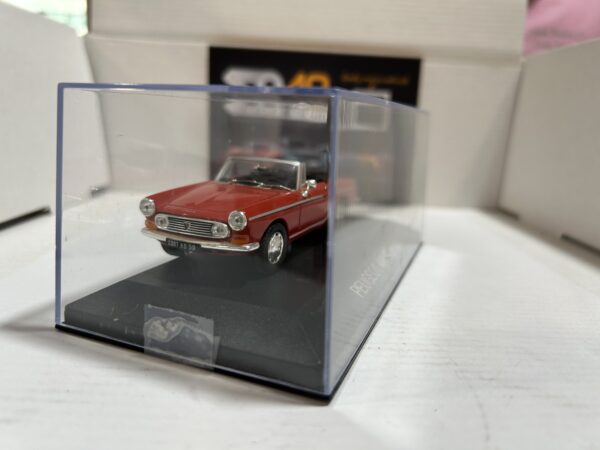 Peugeot 404 Cabriolet Rouge 1/43 – Image 2