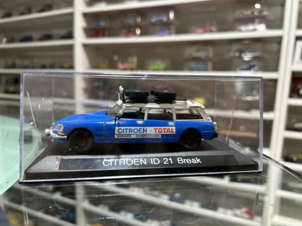 Citroen ID 21 Break Citroen - Total 1/43