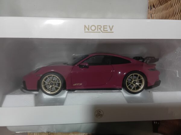 Porsche 911 GT3 2021 Ruby Star Neo 1/18