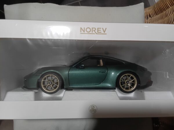 Porsche 911 GT3 Pack Touring 2021 Vert Malachite 1/18