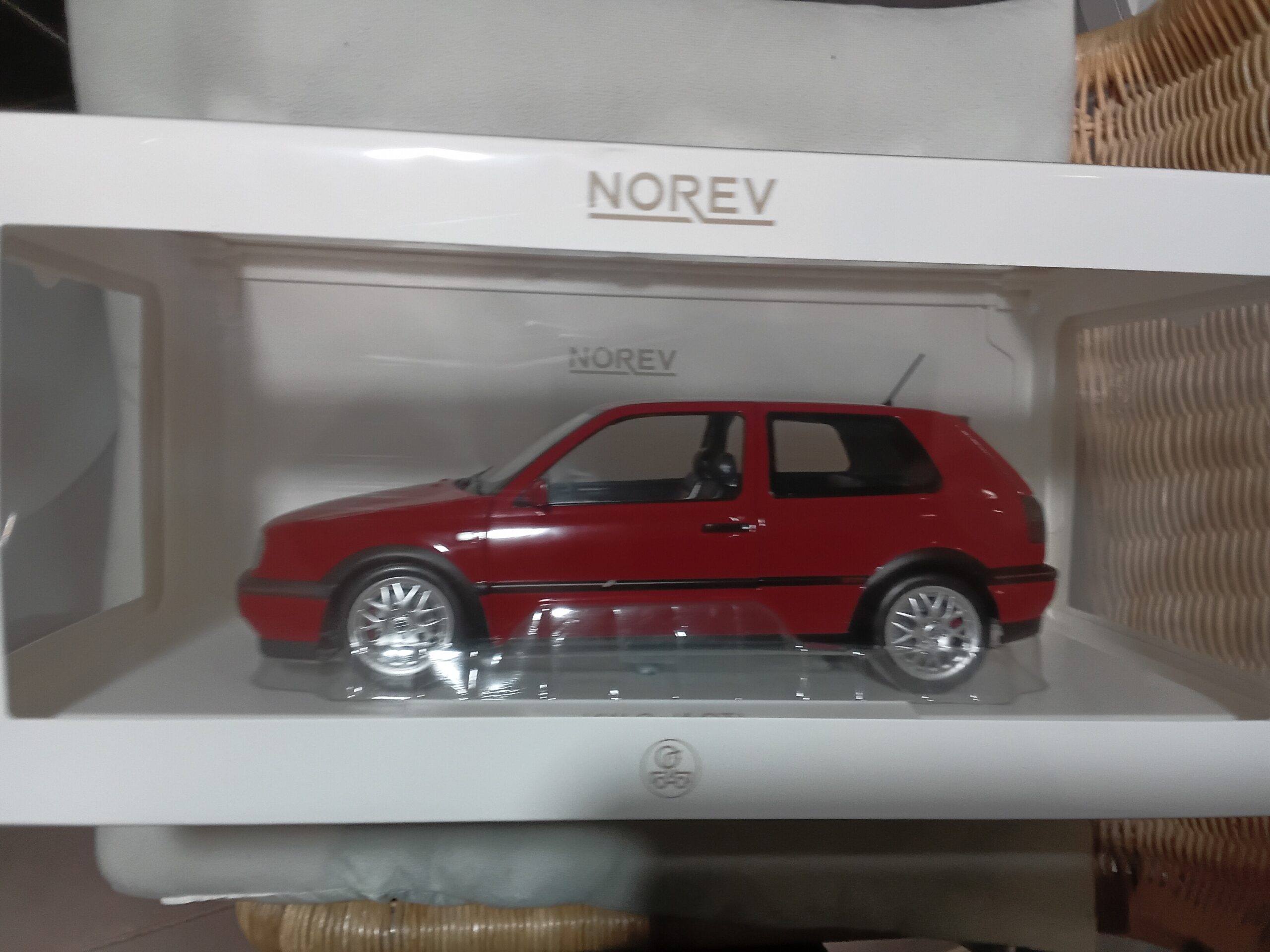 VW Golf GTI 1996 Rouge Flash 1/18