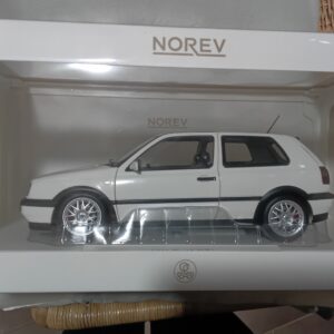 VW Golf GTI 1996 Blanc Candy 1/18