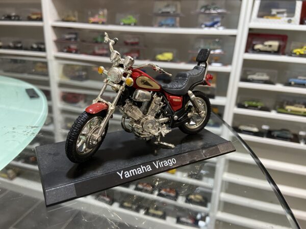 Yamaha Virago 1/18