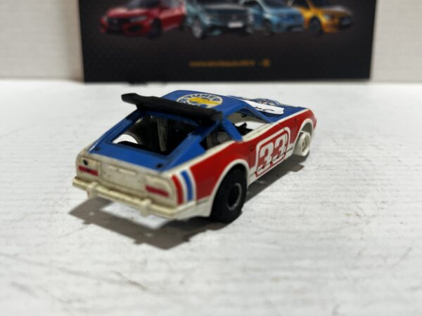 Datsun Voiture de Circuit – Image 3