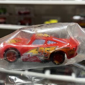Voiture de Circuit Cars Flash McQueen sous blister