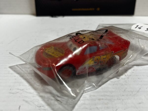 Voiture de Circuit Cars Flash McQueen sous blister – Image 2