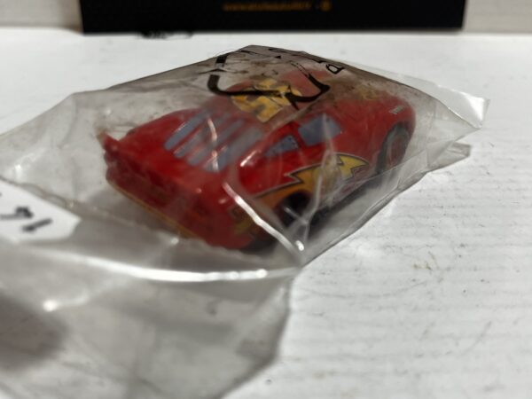 Voiture de Circuit Cars Flash McQueen sous blister – Image 3