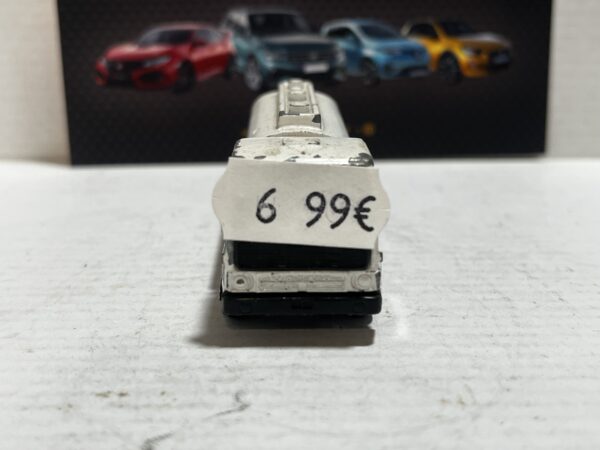Volvo F-89 Mini Jet Norev 1/64 – Image 2