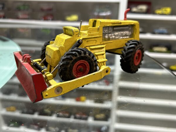 Meccano LTD Michigan Tractor Dozer 180-III Dinky Toys 1/43