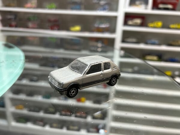 Majorette Peugeot 205 GTI 1/53