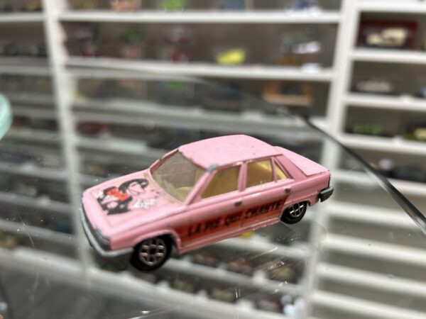 Renault 9 Mini Jet 1/64 " La Pie qui chante "