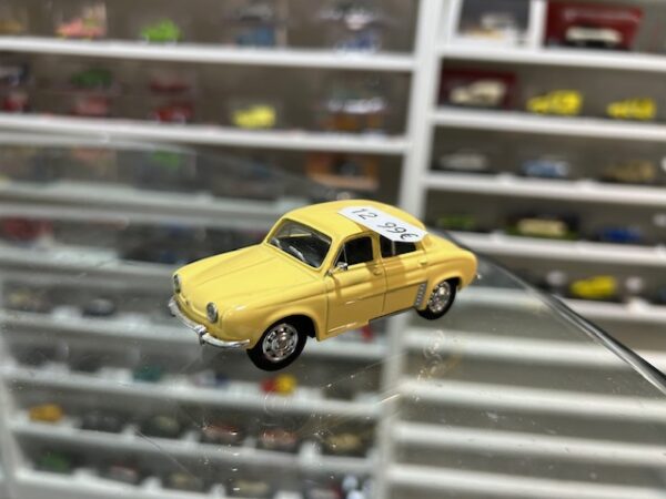 Renault Dauphine 1960 1/43