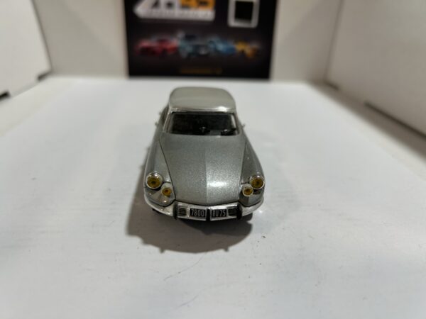 Citroen DS Pallas 1967 1/43 – Image 5