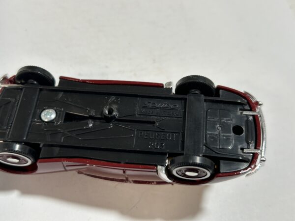 Peugeot 203 Découvrable Solido 1/43 – Image 4