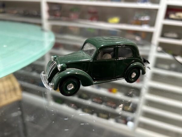 Simca 8 Brumm 1/43