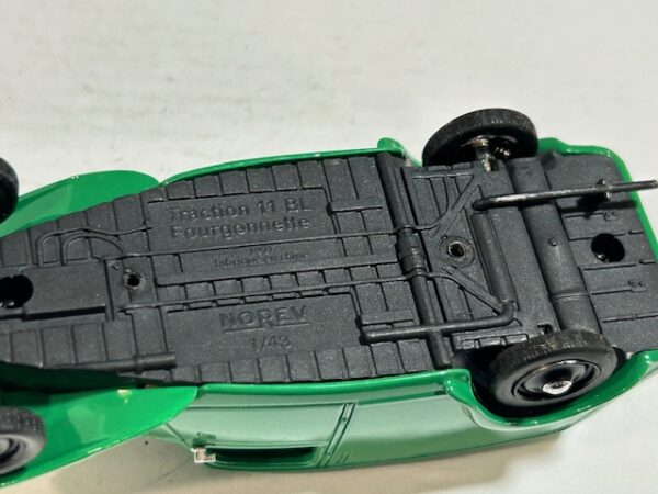 Traction 11 BL Fourgonnette Norev 1/43 – Image 4
