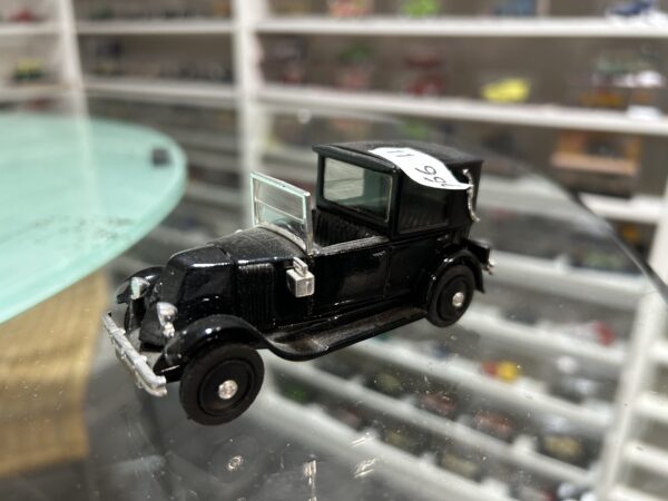 Renault 1927  1/43 Eligor