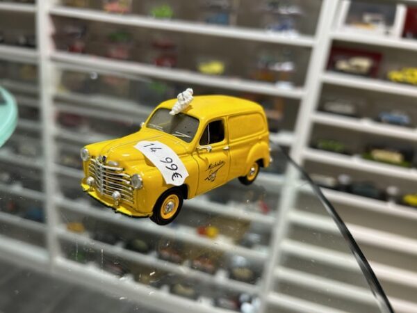 Renault Colorale Savane Michelin 1/43