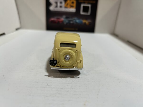 Renault Juva 4 Berline 1938 Eligor 1/43 – Image 3