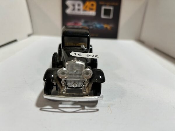 Cadillac V16 1931 452A 1/43 – Image 2