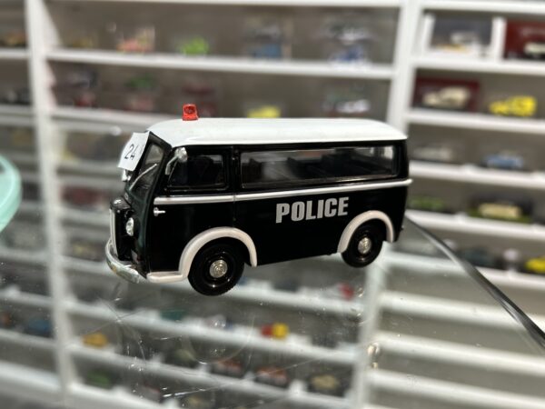 Peugeot D3A Police Norev 1/43