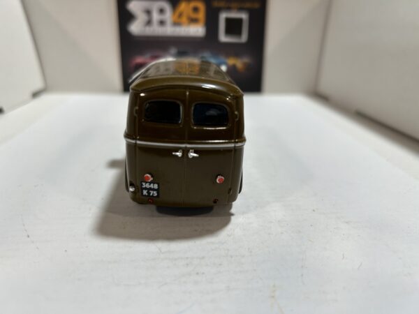Peugeot D4B "Mervex landot" Norev 1/43 – Image 3
