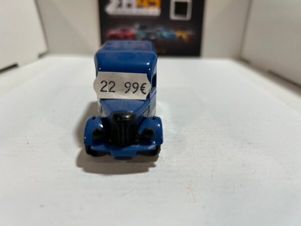 Corgi Camionnette Reo Delivery Van 1950 1/43 – Image 2